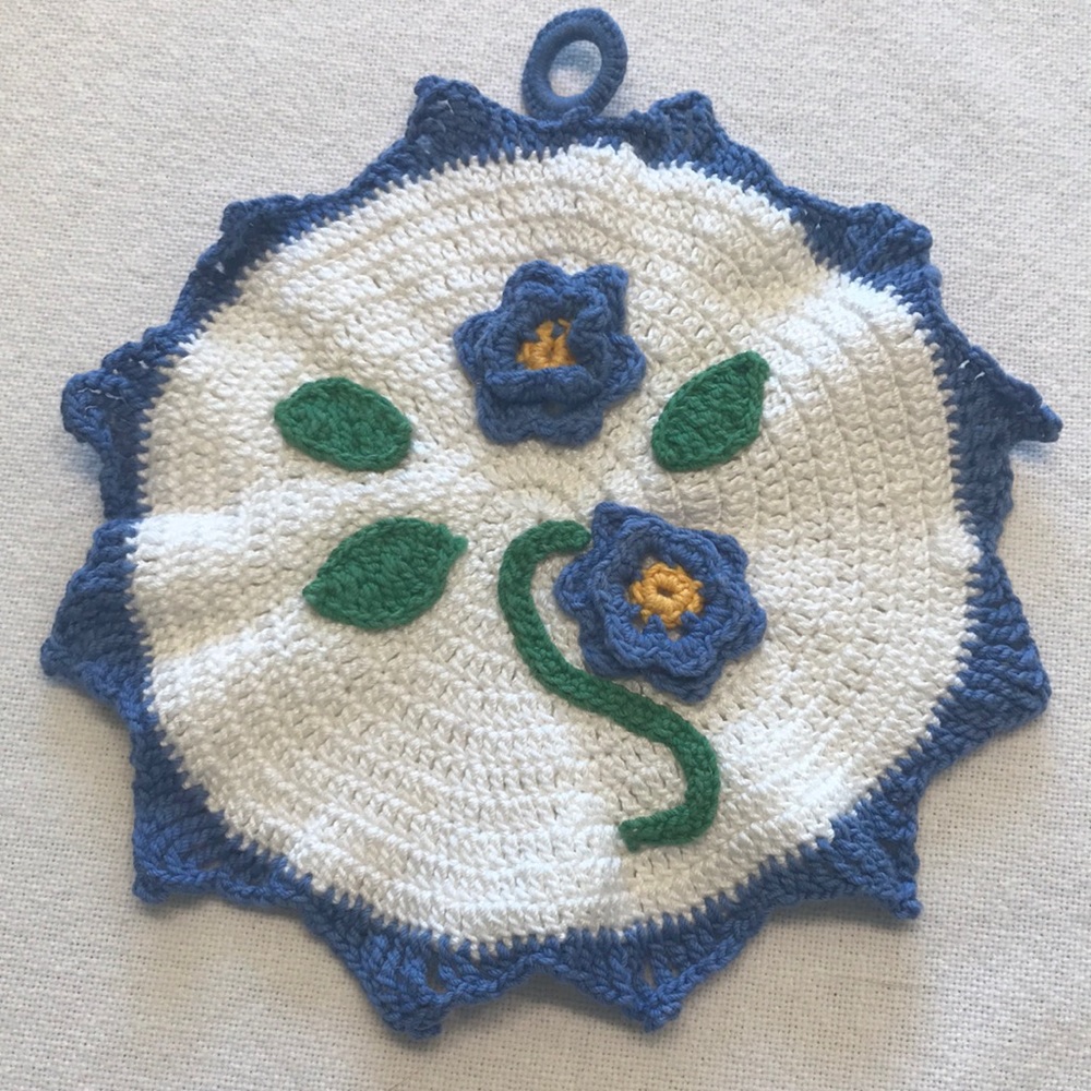 Vintage Hand Crocheted Blue White Floral Kitchen Hot Pad EUC